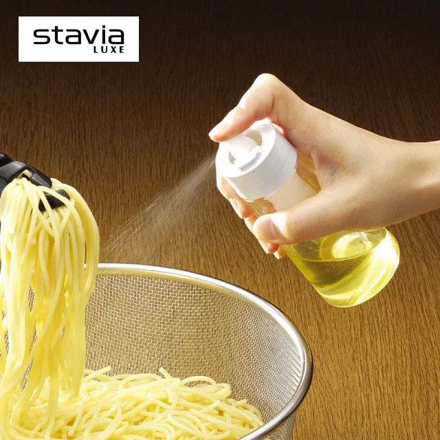 Manual and Functional oil spray bottle glass cruet with affordable prices