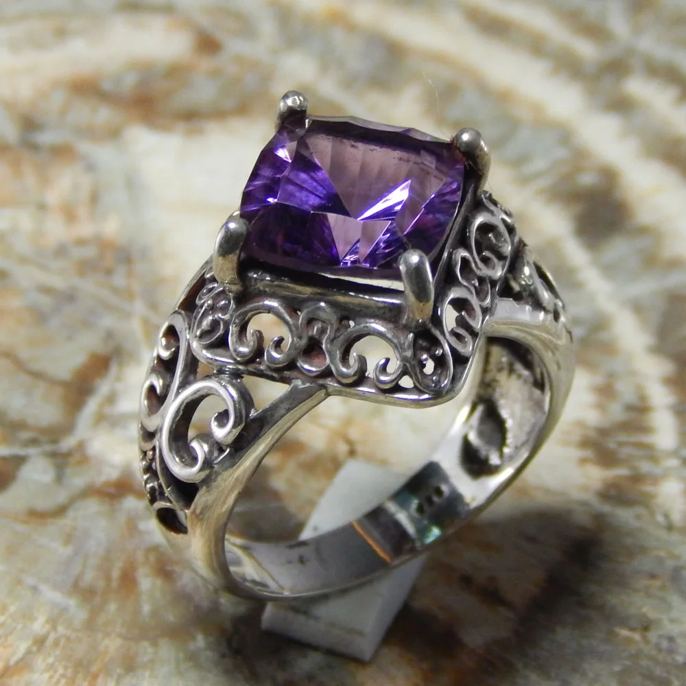 Vintage Emerald Cut Purple Amethyst Silver Ring 925 Solid Sterling Silver Ring Cushion Cut  Amethyst Gemstone Ring For Woman