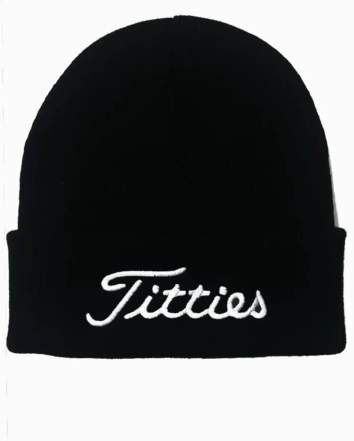 Wholesale Beanie with Pompom Custom Woven Logo Patches Beanie Customizable Warm Acrylic Beanies for Woman Winter Hats in Vietnam