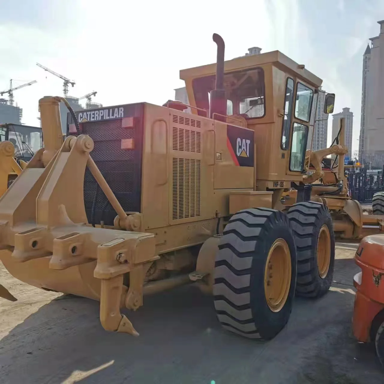 Caterpillar 140H motor grader used grader machine quality construction equipment original CAT140H in good condition in Shanghai