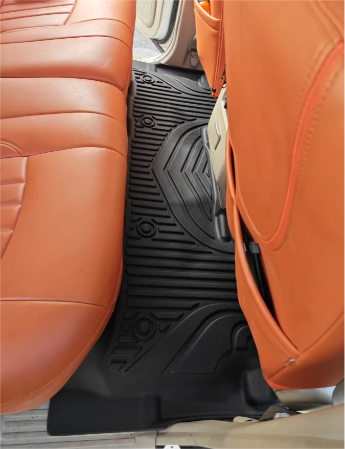 TPE pickup truck 4X4 waterproof floor liner for Nissan Patrol Y61 Anti-slip foot mats all weather protection carpet
