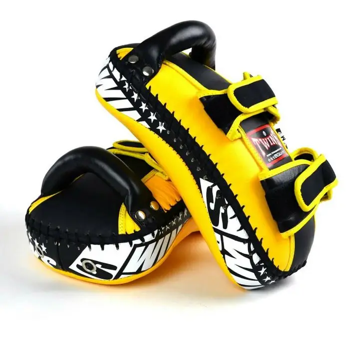 Kicking 2024 Target twins Thai Pad For MMA Karate Free Fight Sports Entertainment Gym Boxing Training Twins Thai Pads