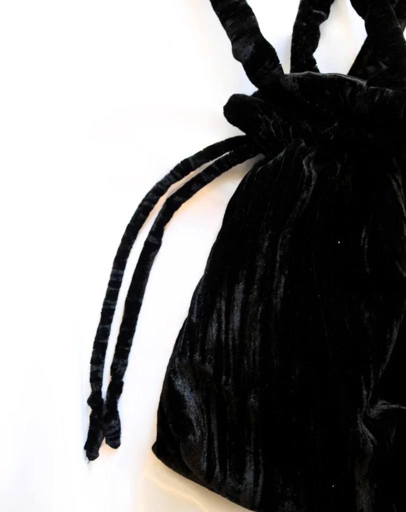 Black ODM Роскошные итальянские мини-сумки модные женские повседневные элегантные черные бархатные сумки