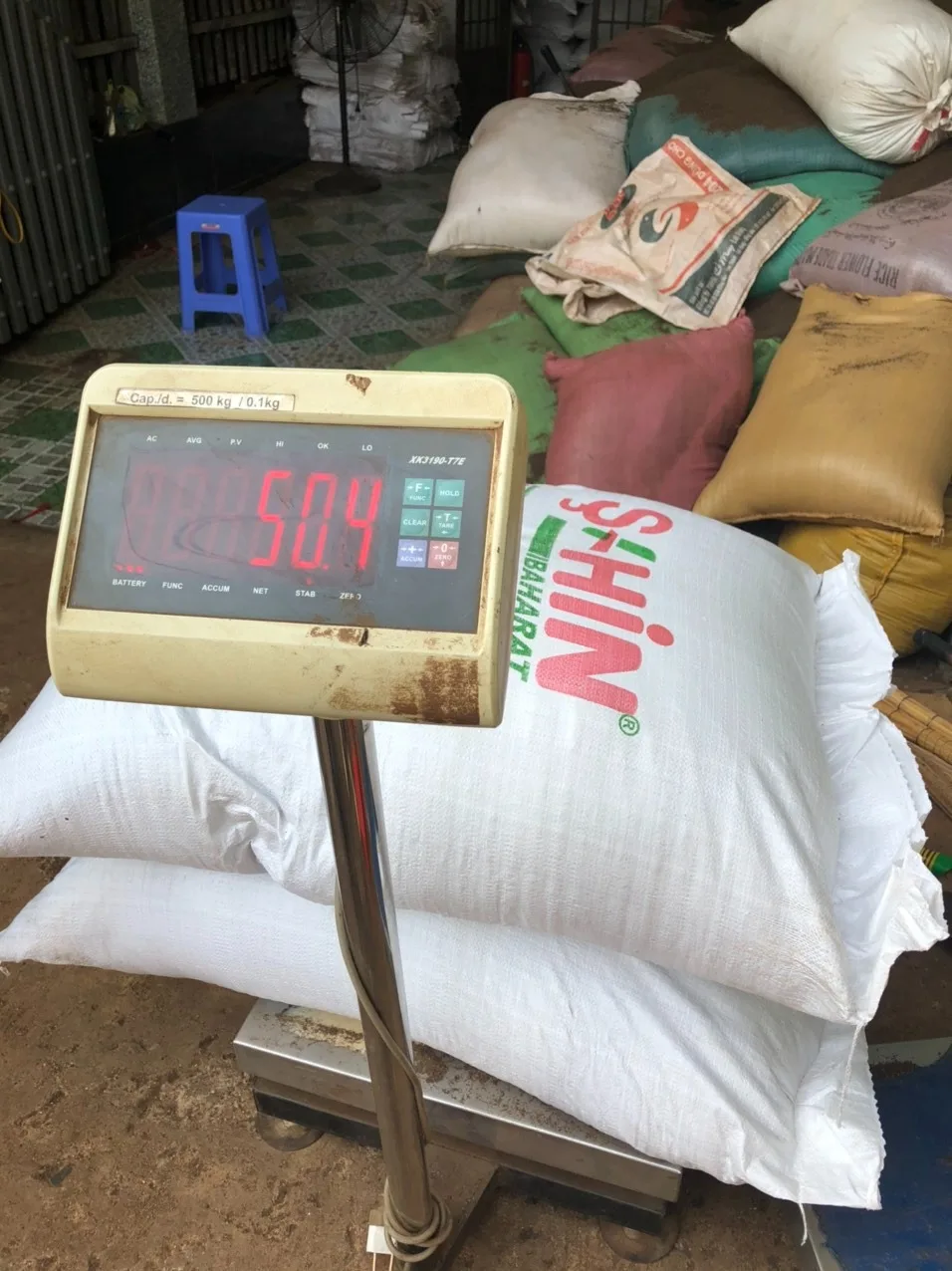 PINHEAD 1MM 1.5MM 2MM LIGHT BERRY WHITE PEPPER 630GL PEPPER CORN 2023 CROP OFFER