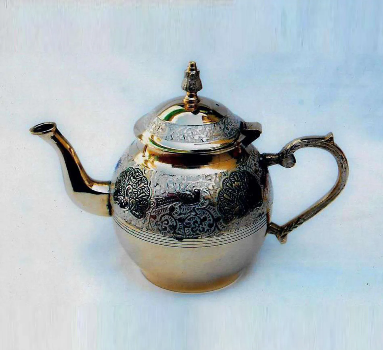 Wholesale Supply Handcrafted Tea Coffee Serving Kettle Pot For Serving Hot Beverages at Home or Office.