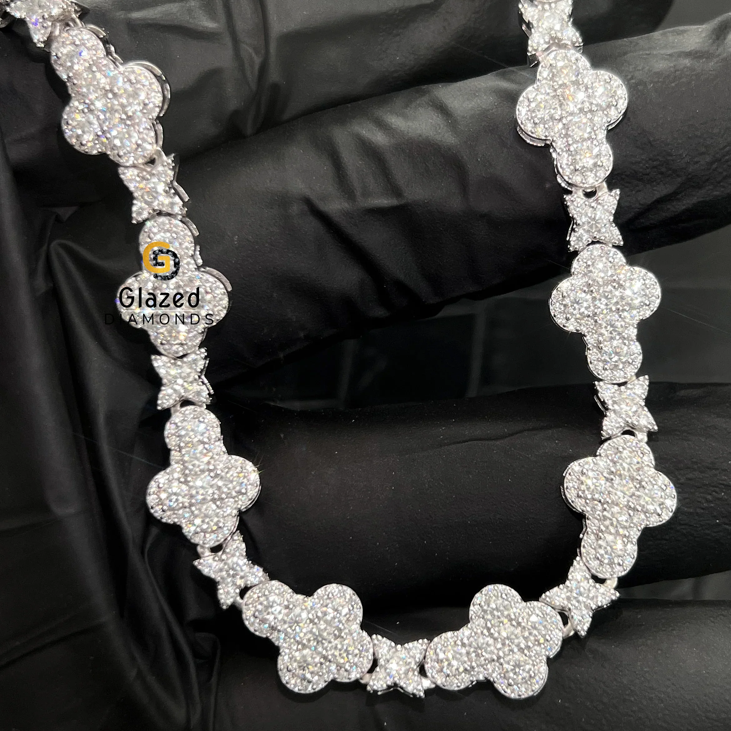 Gorgeous Fully Iced Out 10Kt White Gold Cross Link Chain Adorn With Round Cut Vvs Clarity Lab Grown Diamonds For Men