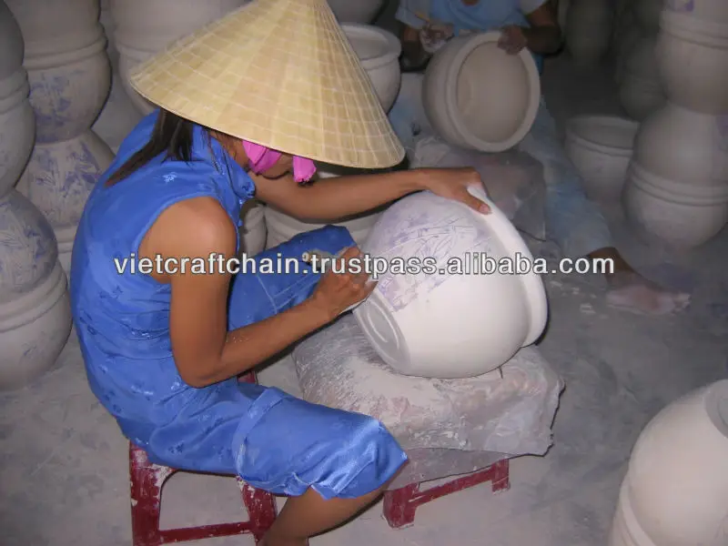 Set of 3 beautifully designed high quality concrete plant pots used to decorate your living space