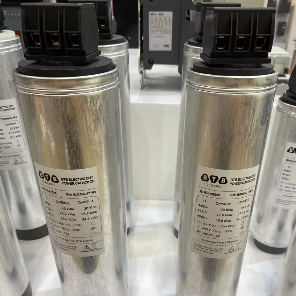 ready to ship low voltage power Capacitor bank 3 phases 440v 5kvar 10kvar 15kvar 20kvar 25kvar 30kvar factory price 2024