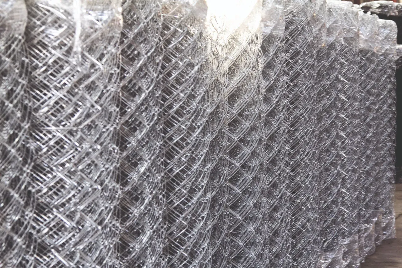 Multi-purpose protective mesh metal wire mesh galvanized PVC Coated  Flexible PVC Coated Steel Wire Rope Mesh