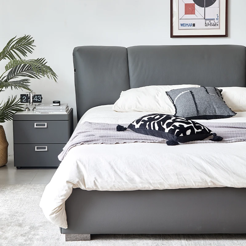 Contemporary Modern Bedroom Set with Comfortable Sleeping Bed and American King Size Design