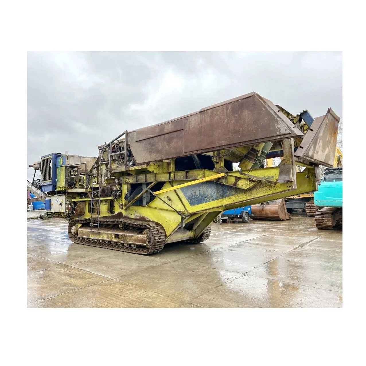 Used Kleemann MR122 Crusher - 440HP, Hydraulic Drive, 55t Operating Weight