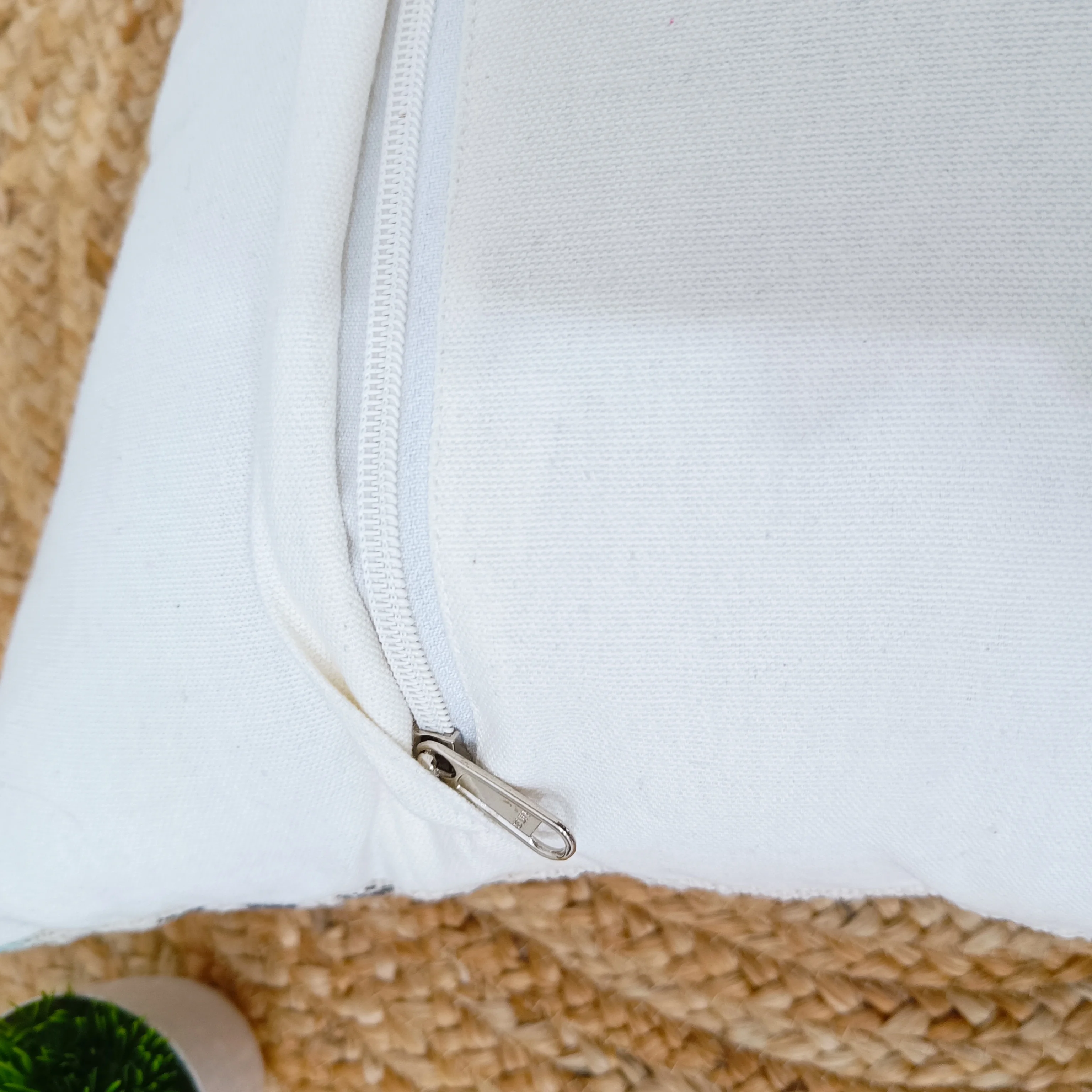 Hand Block Printed Cushion Cover Comfortable Hand Made Living Room Bed Room Pillow Cover Hand Loomed Indian Luxury Pillow Cases