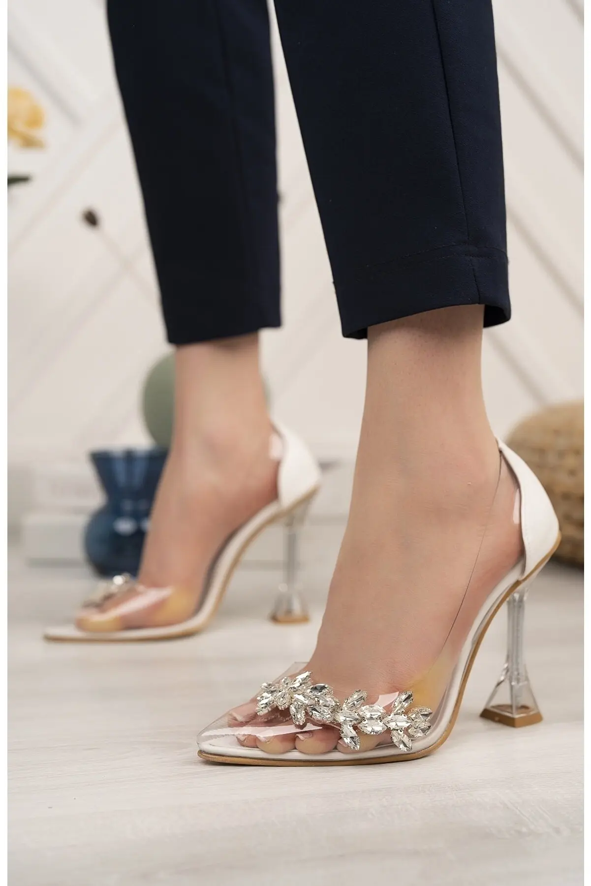2022 Summer Fashion New Transparent High Heel Crystal Pvc Women Stiletto Shoes  heels pumps stone