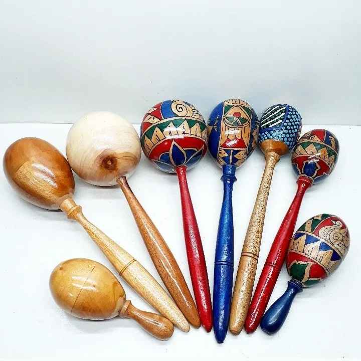 MARACAS TRADITIONAL MUSIC INSTRUMENT WOODEN MOTIF