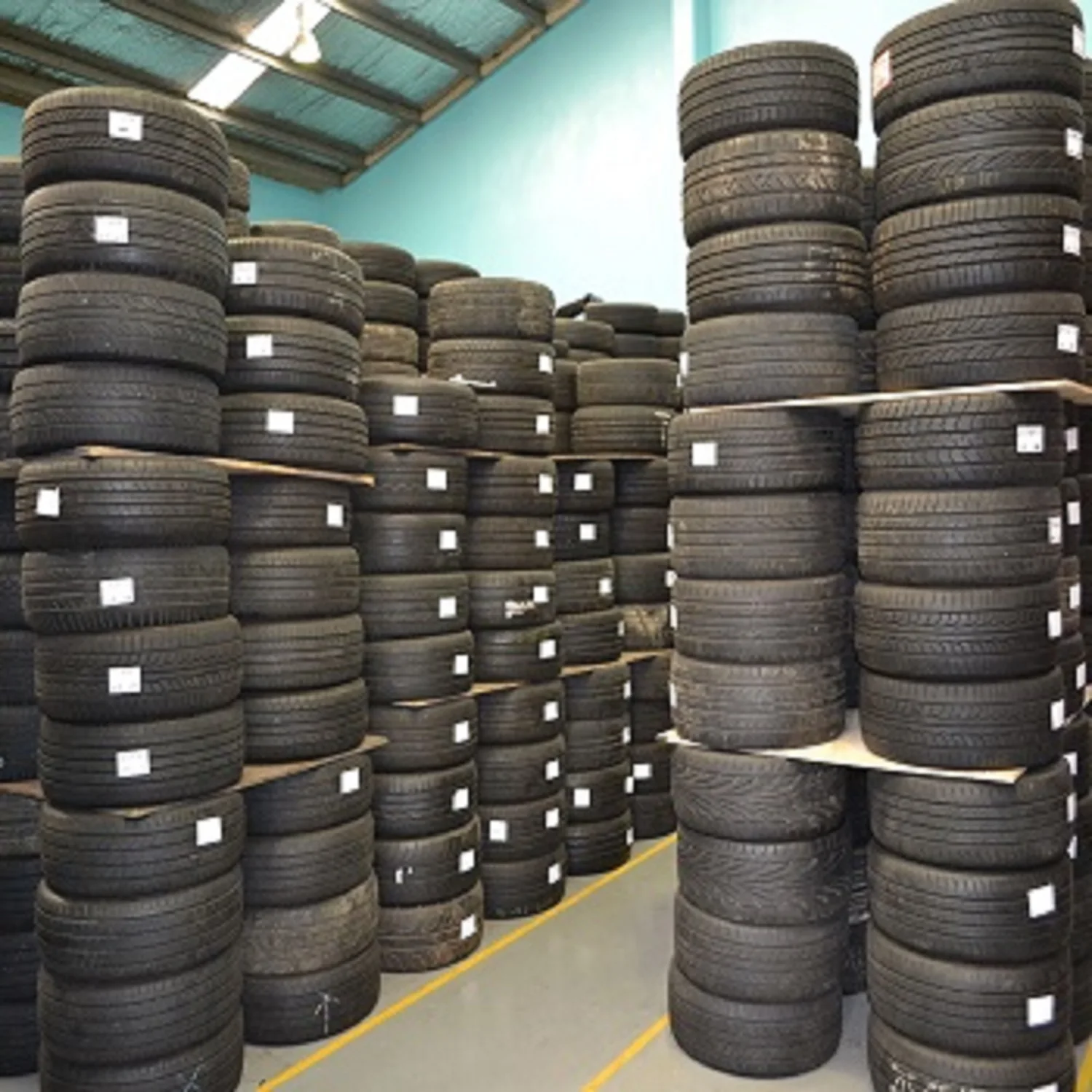 Used / New Commercial / Truck Tyres for sale