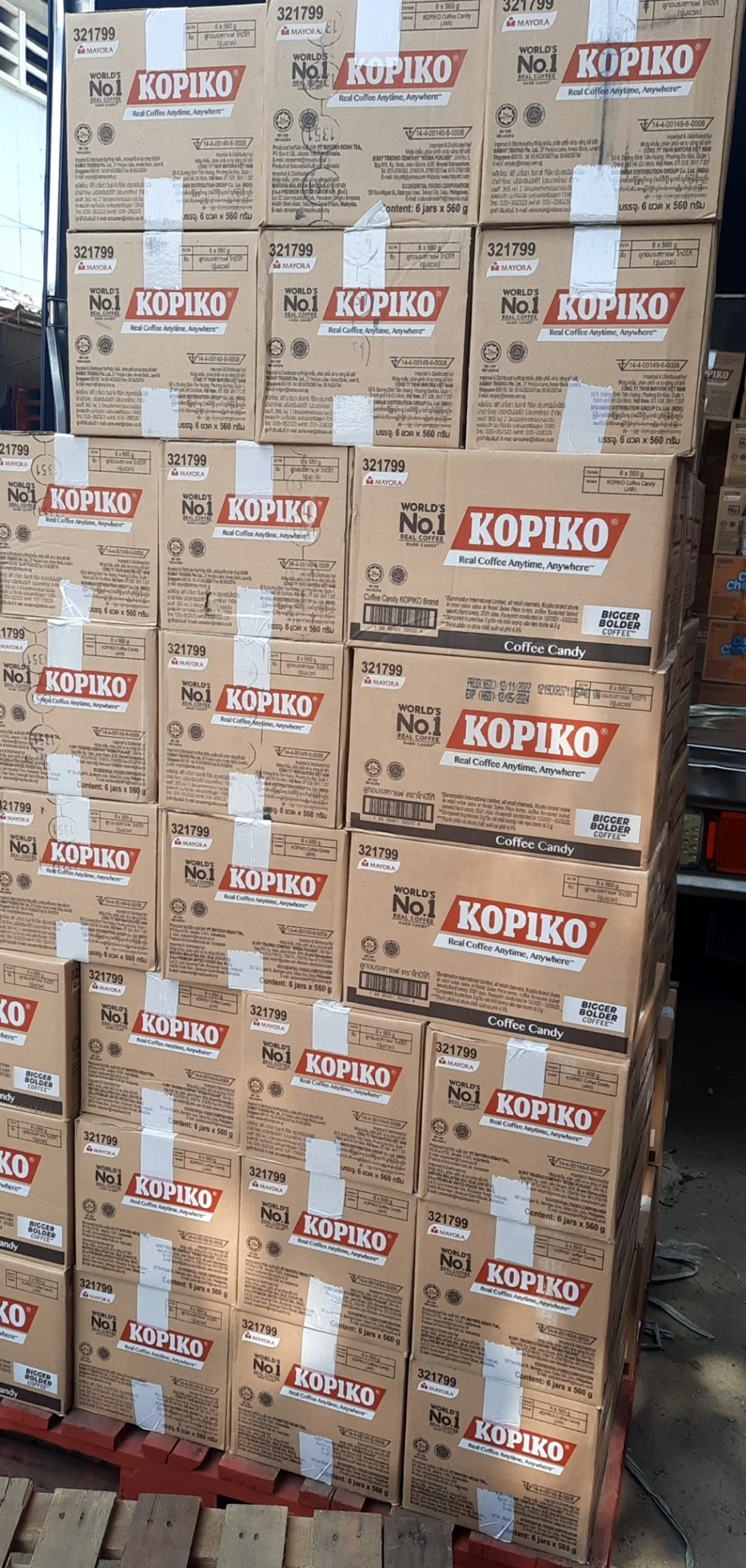 Лидер продаж кофейные кубики Kopiko конфеты 140 г x 24 сумки по лучшей оптовой цене