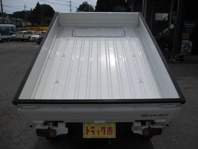 USED  100% CLEAN China Made Daihatsu Hijet Truck