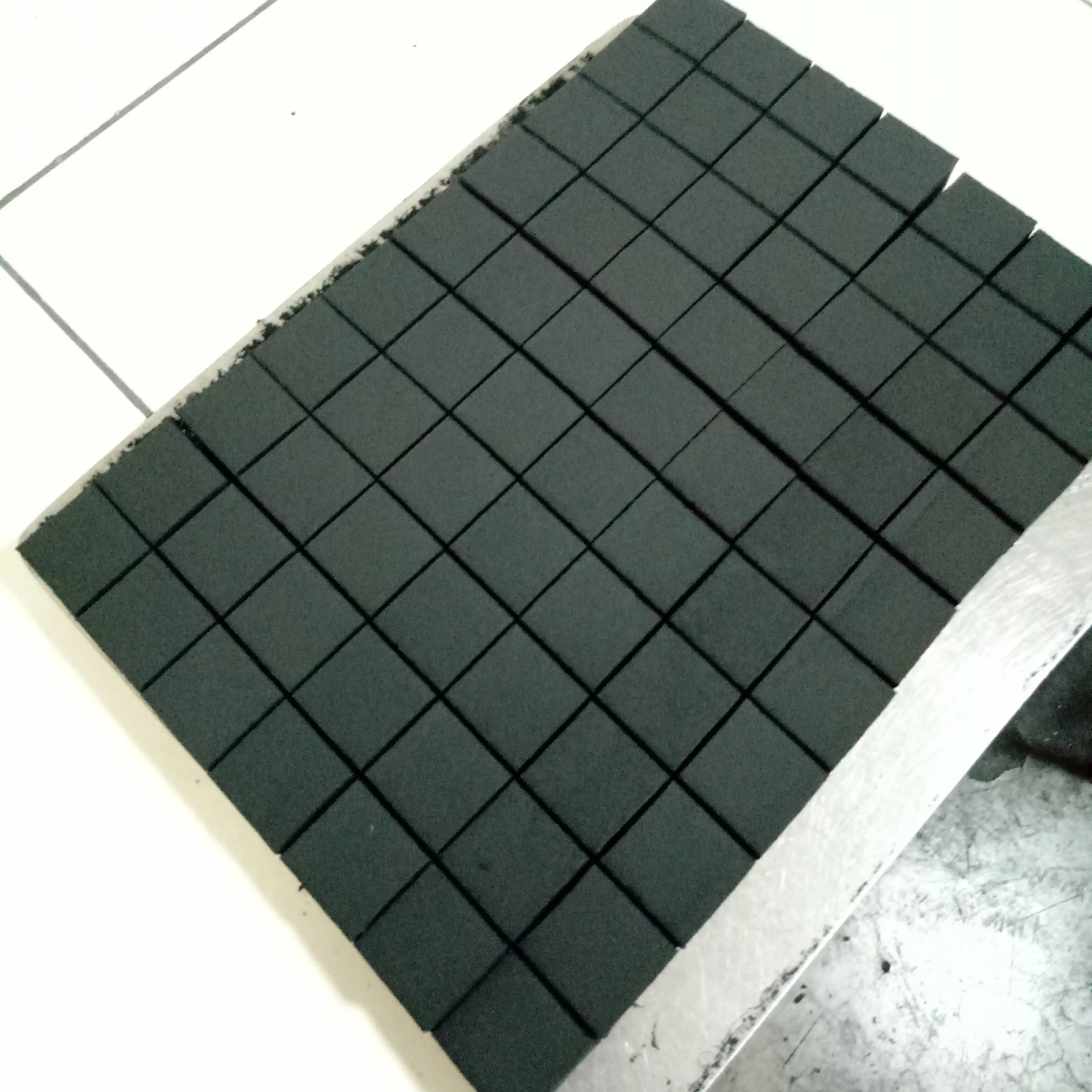 ATTRACTIVE PRICE Coal Coconut Charcoal From Indonesia Hookah Coconut Shell Charcoal