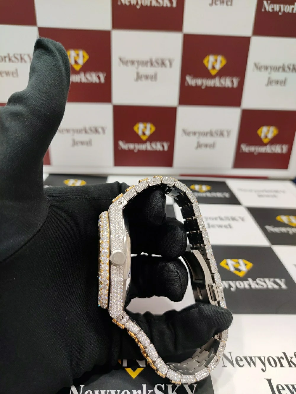 New Brand High Quality Autometic Movement Iced Out Luxury Customized Hip Hop Vvs Moissanite Diamond Wrist Watch For Men  Women