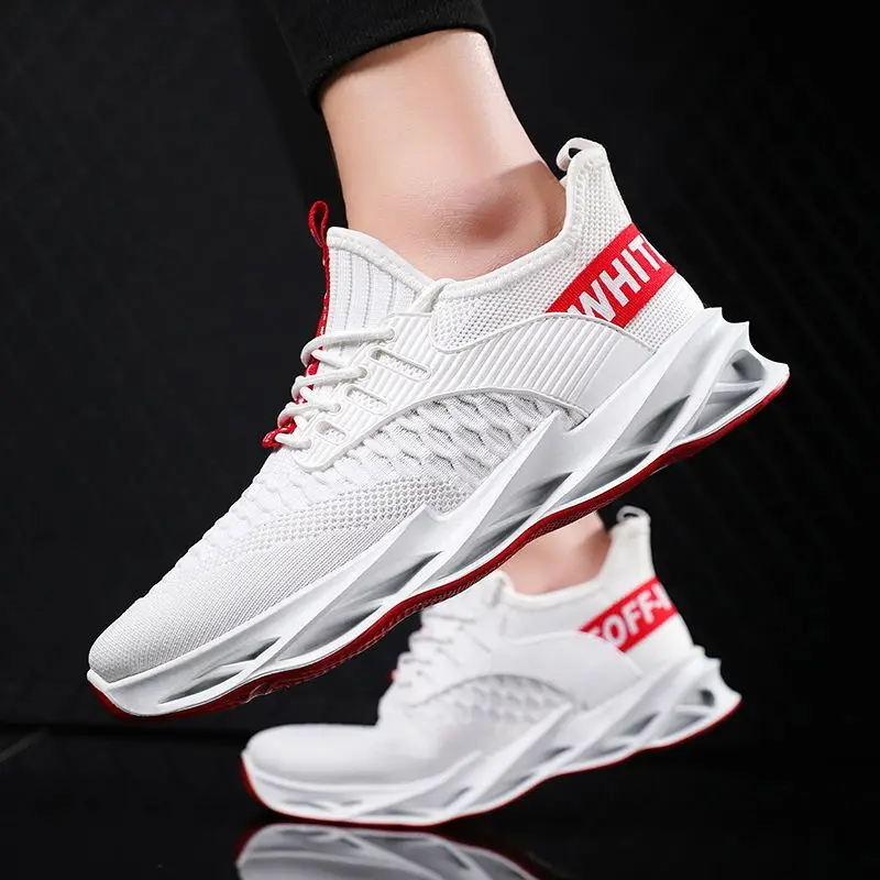 2022 Wholesale New Style Fly Weave Breathable Sport  Men Non-slip Casual shoes Fashion Sneakers
