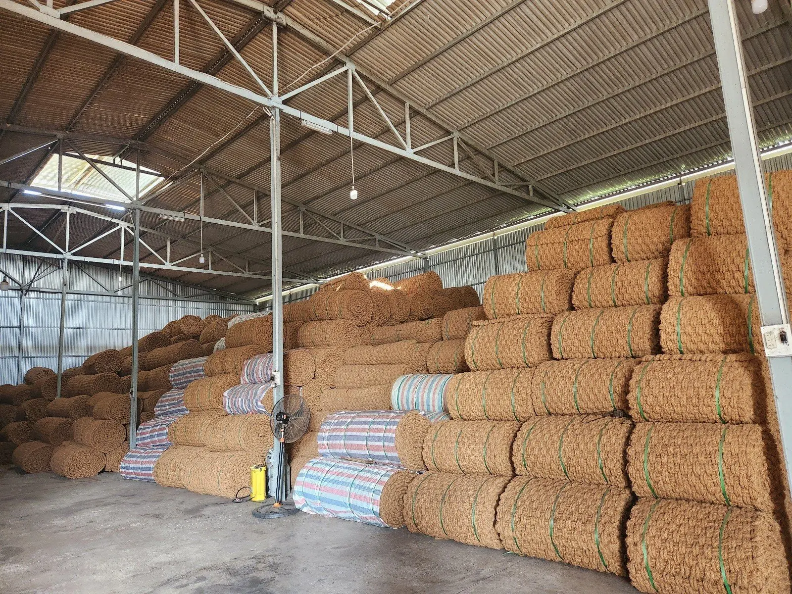 Coir Mat Made in Vietnam -  Enviroment-friendly Product - Use for Paving Dirt Roads in Suburbs and Parks, Hometown
