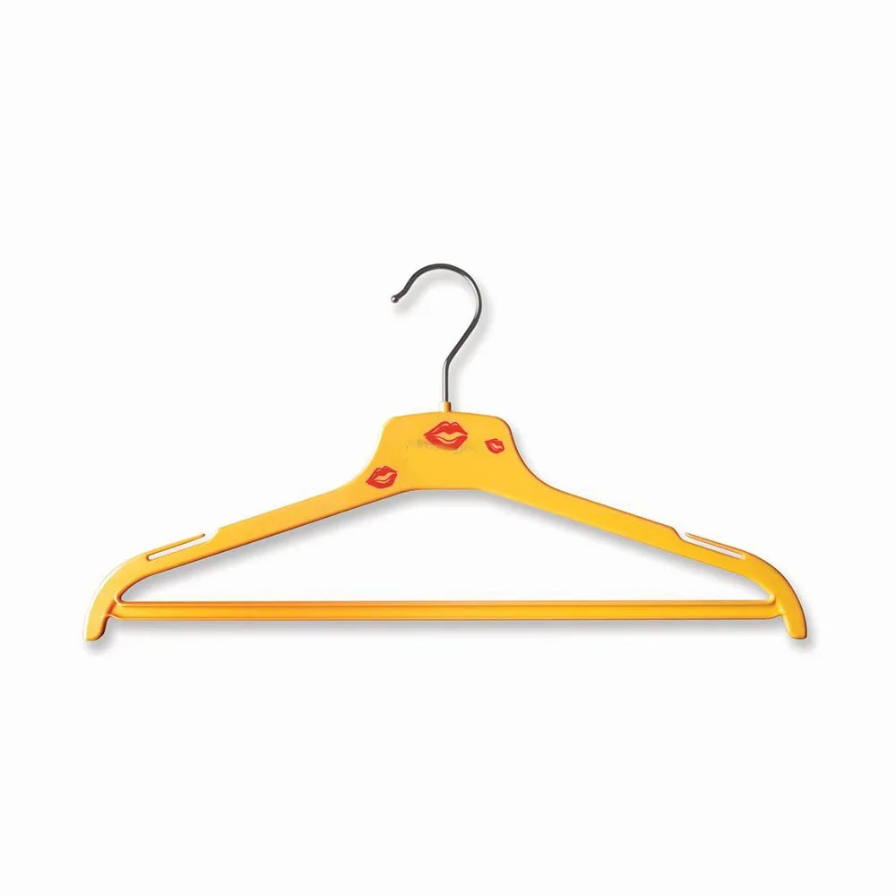 Best collection of hangers like wooden, plastic, clip Surya homeware hangers Made of strong and durable plastic