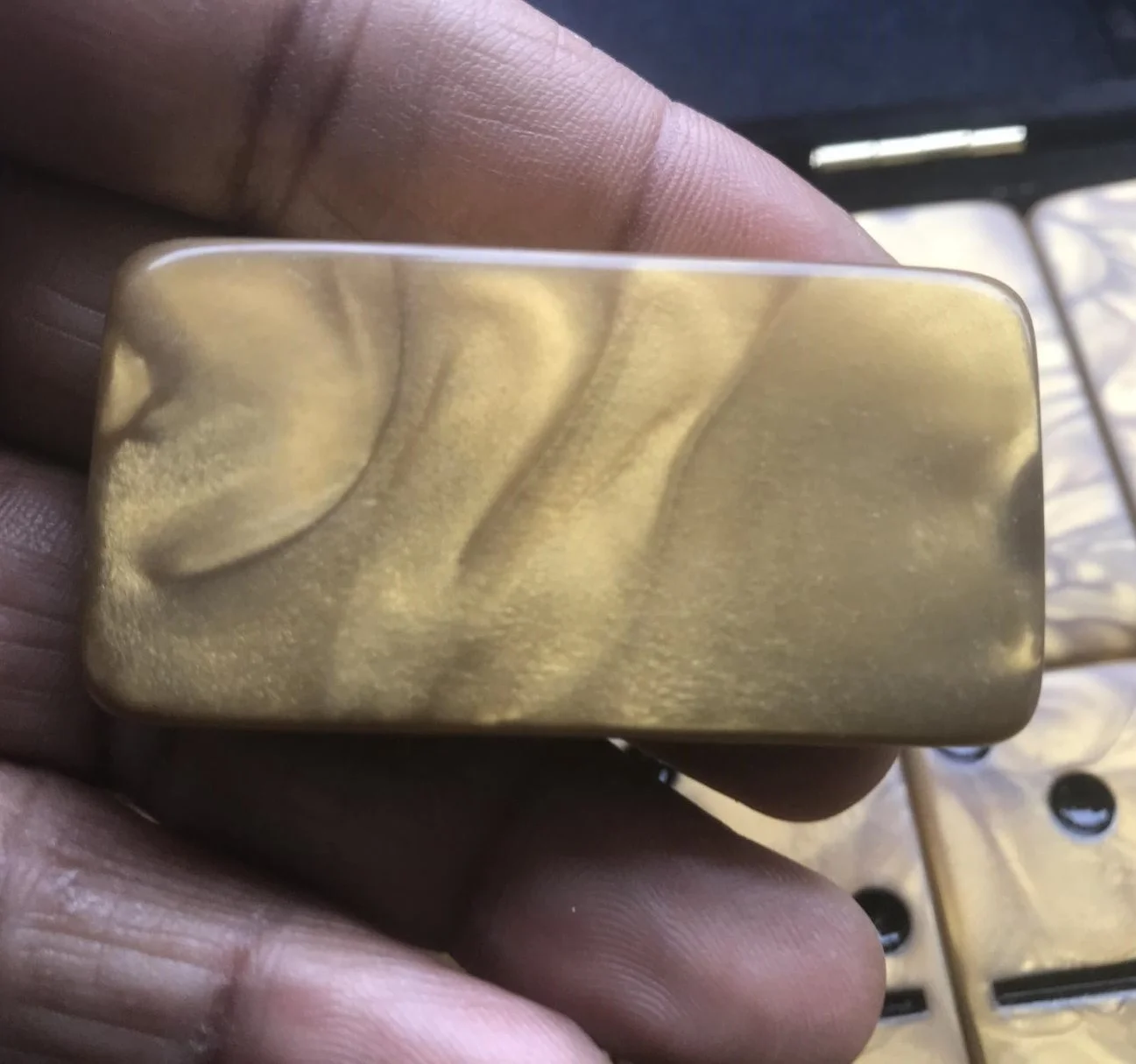 wholesale high quality bulk resin golden dominoes for sale Domino casino game marble effect dominoes with gold