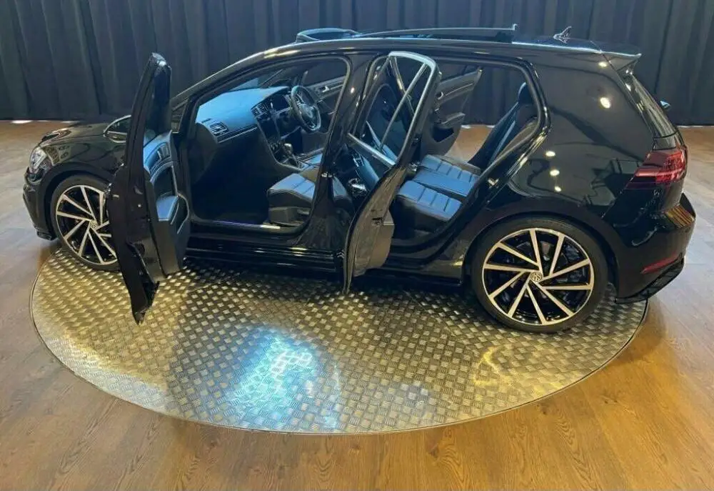 Б/у 2020 Volks-wagen Golf R RHD