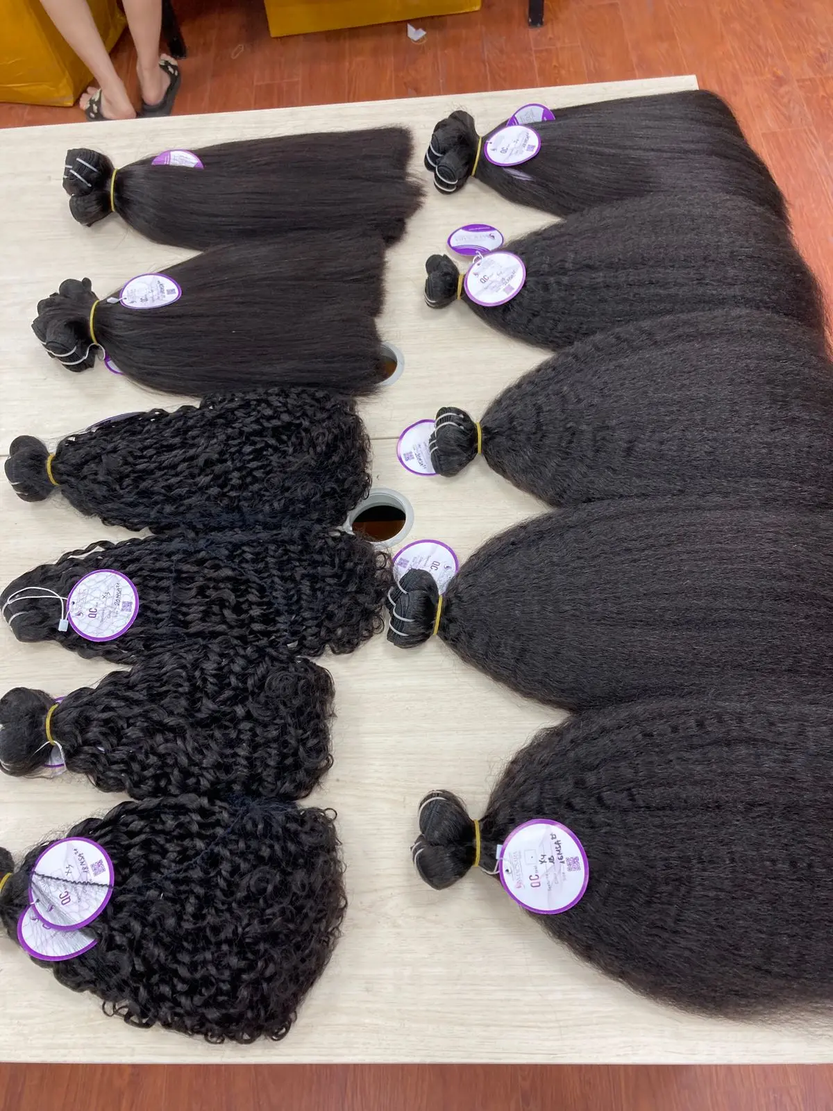 Wholesale machine weft hair bundles Vietnamese human hair extensions raw hair customized length and textures