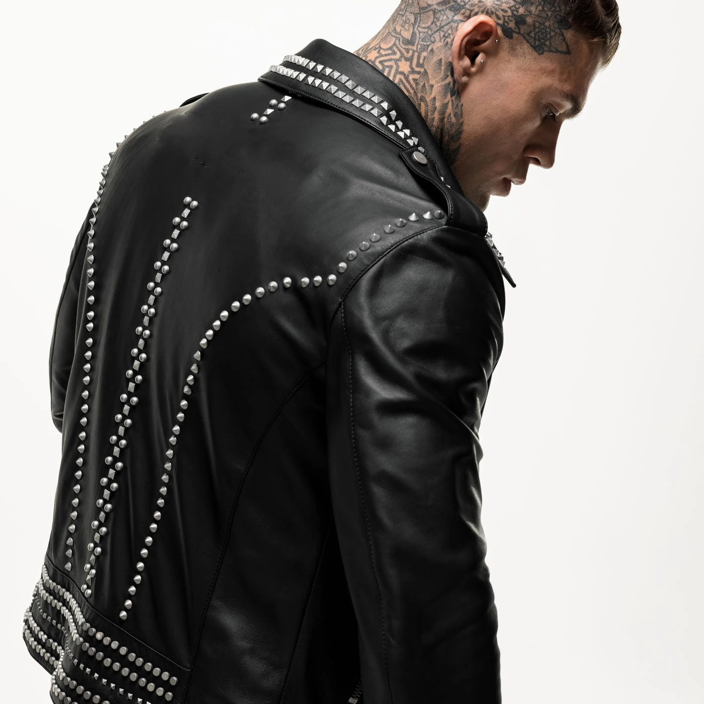 Men Motor Bike Turn Down Collar Sliver Metal Leather Jacket Male Casual Windproof Streetwear Vintage Spike Leather Jacket Mens