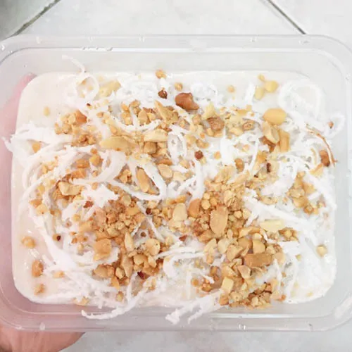 High quality Banana Ice Cream and Best Price Coconut Banana Ice Cream in Variety of Flavors from Vietnam