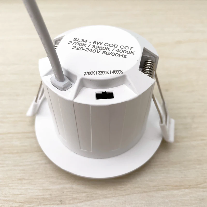 Adjustable 6W Downlight CCT 6w 100-250V Cob Spot light For Ceiling