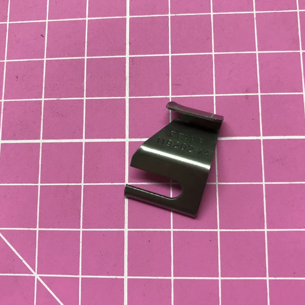 91-119202-04 Trimmer knife for PFAFF 471-725/04 571-725/04 MA571-725/04 ZOJE ZJ9625 CS8830 For PFAFF sewing MADE IN TAIWAN