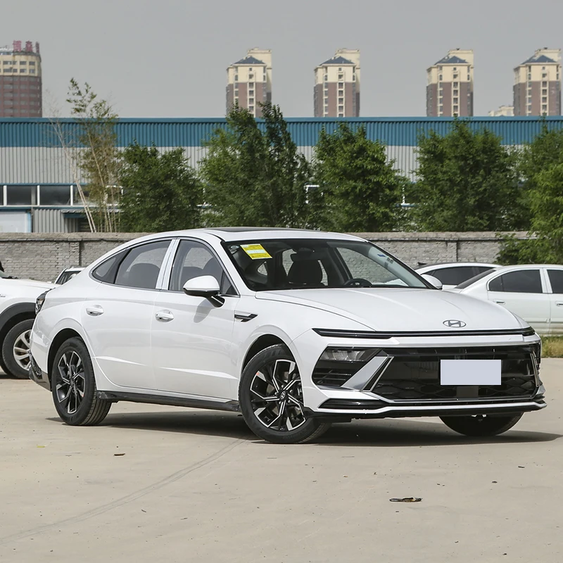 Best Price of China Wholesale Automated Manual Gasoline Car 1.5T 2.0T H Yun Dai Sonata Air Pro Max Exported to Worldwide