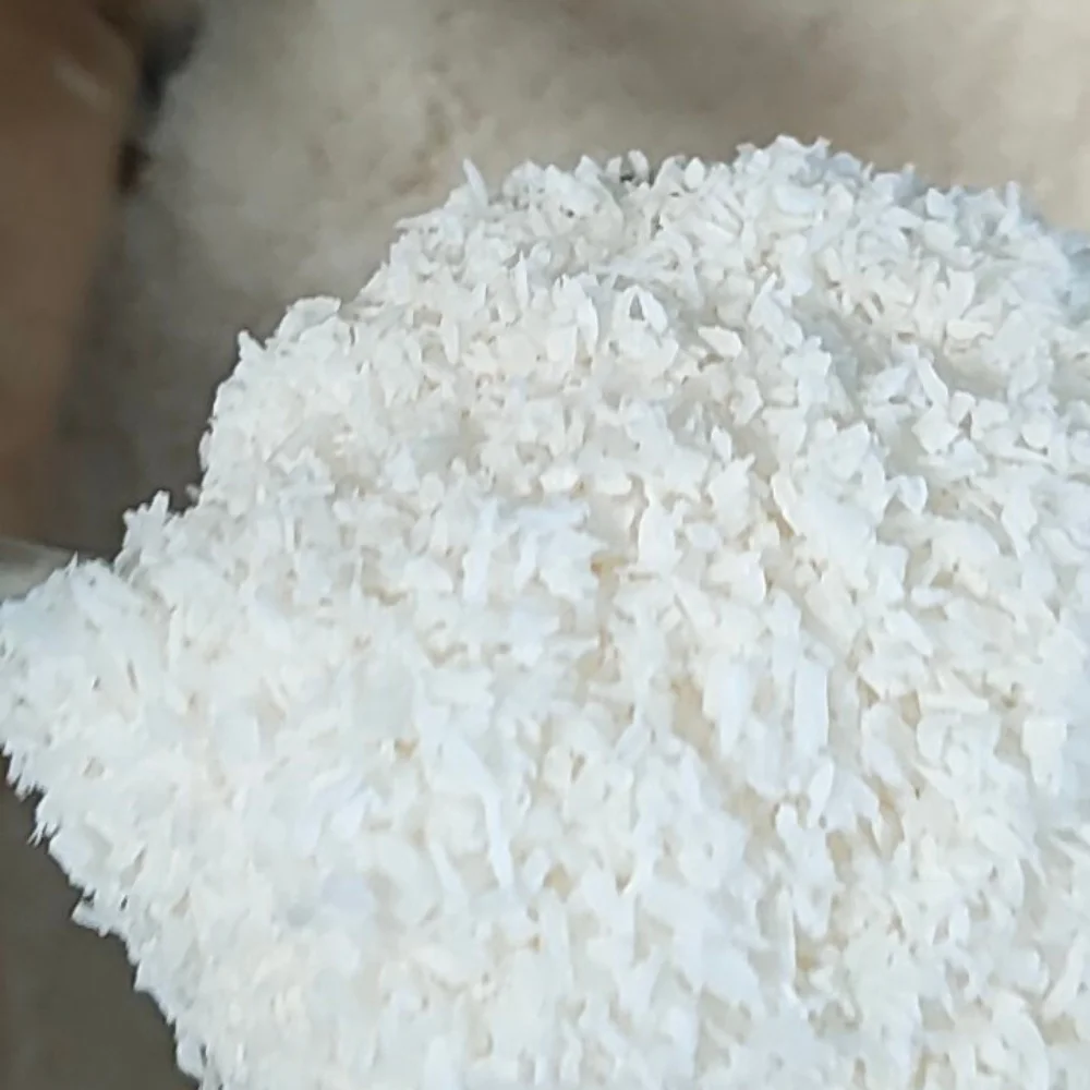 GLOBAL GAP STANDARD DESICCATED COCONUT DRY FRUIT LOW/HIGH FAT MEDIUM GRADE FINE GRADE WHOLESALE Mr.Glory Ngo (+84) 369 912 901