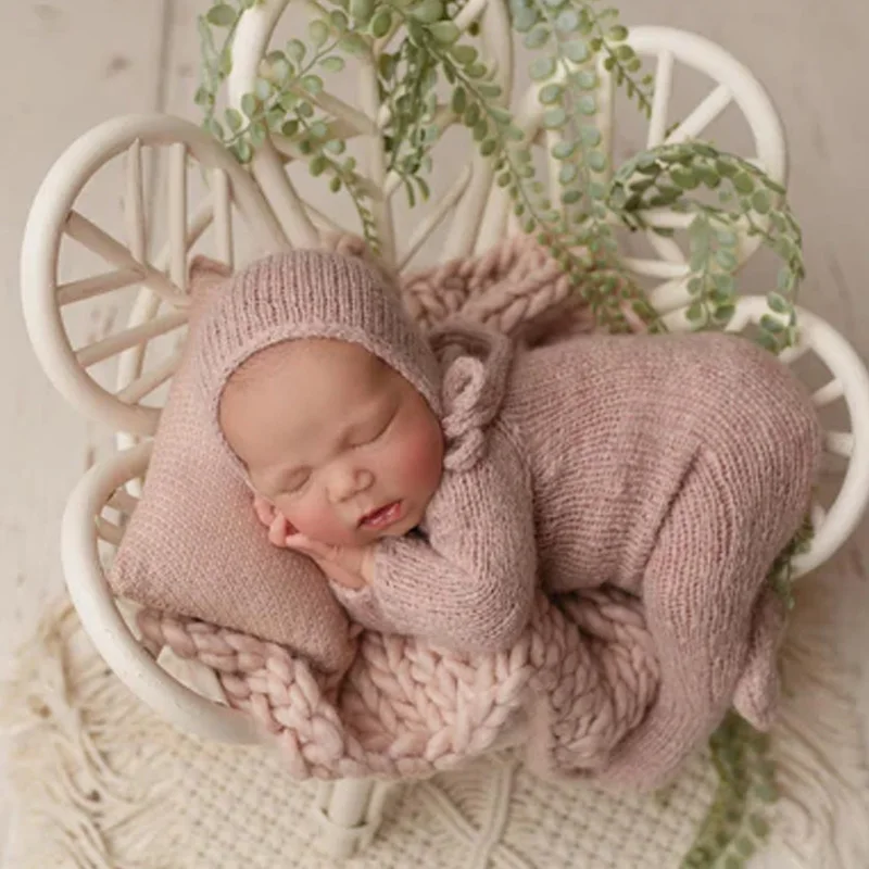 New Style Rattan Daisy Chair, Handmade Rattan Baby Props. Newborn Photography Vietnam Manufacturer Cheap Wholesale