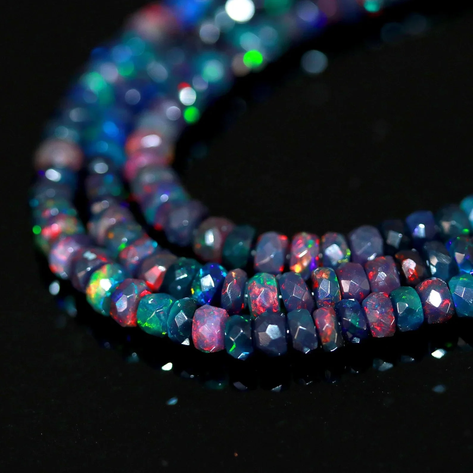 New Arrival High Quality Ethiopian Black Opal Faceted Rondelle Beads  5 MM Beads Strands