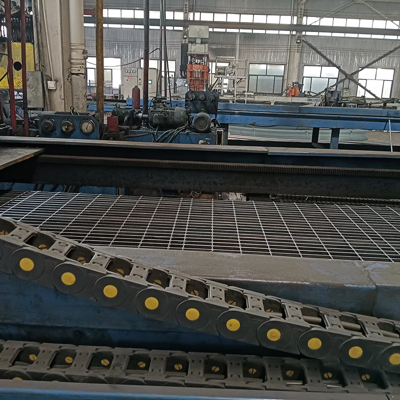 High Strength Galvanized Steel Grating ASTM A36 EN ISO 1461 25x5mm 30x3mm Q235 Q345 Steel Gratings for Walkways