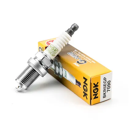 JAPAN Orginal NGK Spark Plug High Quality 7090 BKR5EGP Authorized by NGK with Certificates For General Auto Engine