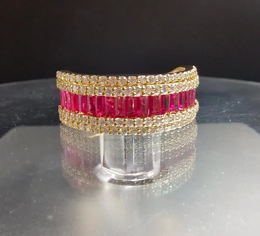 Розовый рубин и натуральные бриллианты с желтым золотым кольцом, дизайн Baugette с блестящим родиевым покрытием