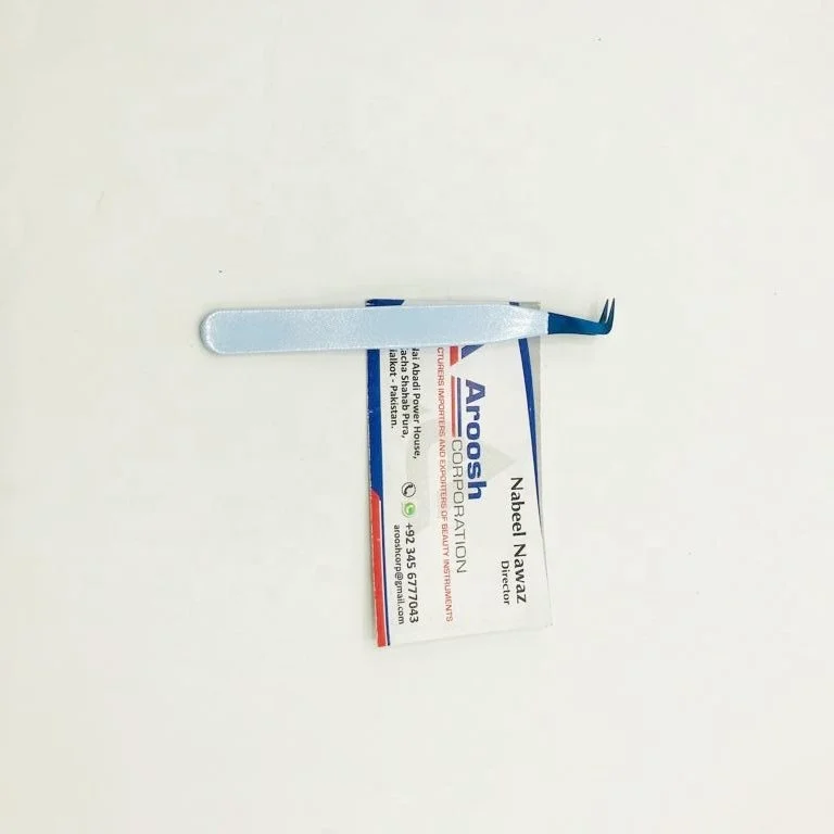 High Quality Customized 90 Degree Baby Blue Tweezers Sustainable Steel with Fiber Tip for Eyelash Extension Wholesale