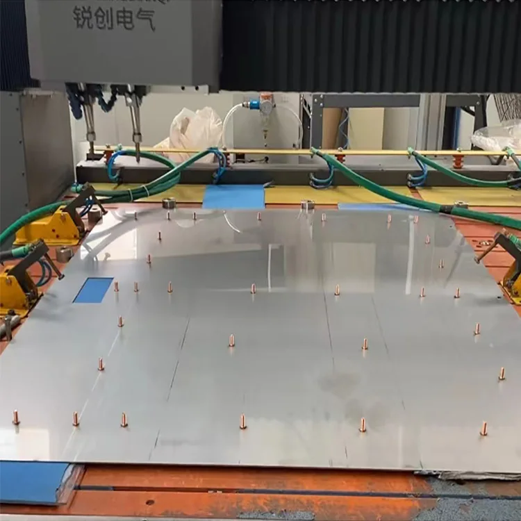 Ruichuang Automatic Stud Diameter M3-M10 CNC Stud Welding Machine for Stainless Steel