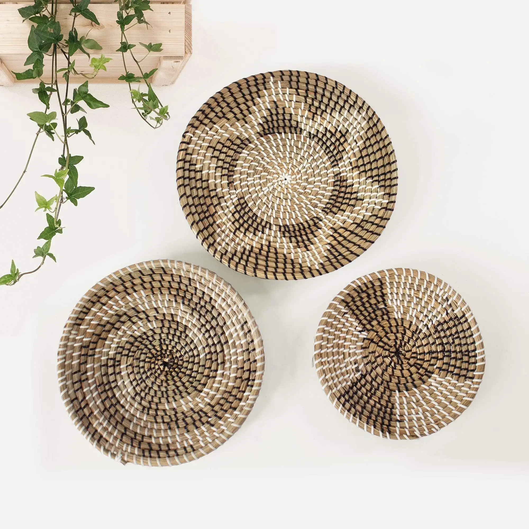Entrance indoor vintage style African seagrass wall decor basket wall-mounted hanging decoration baskets