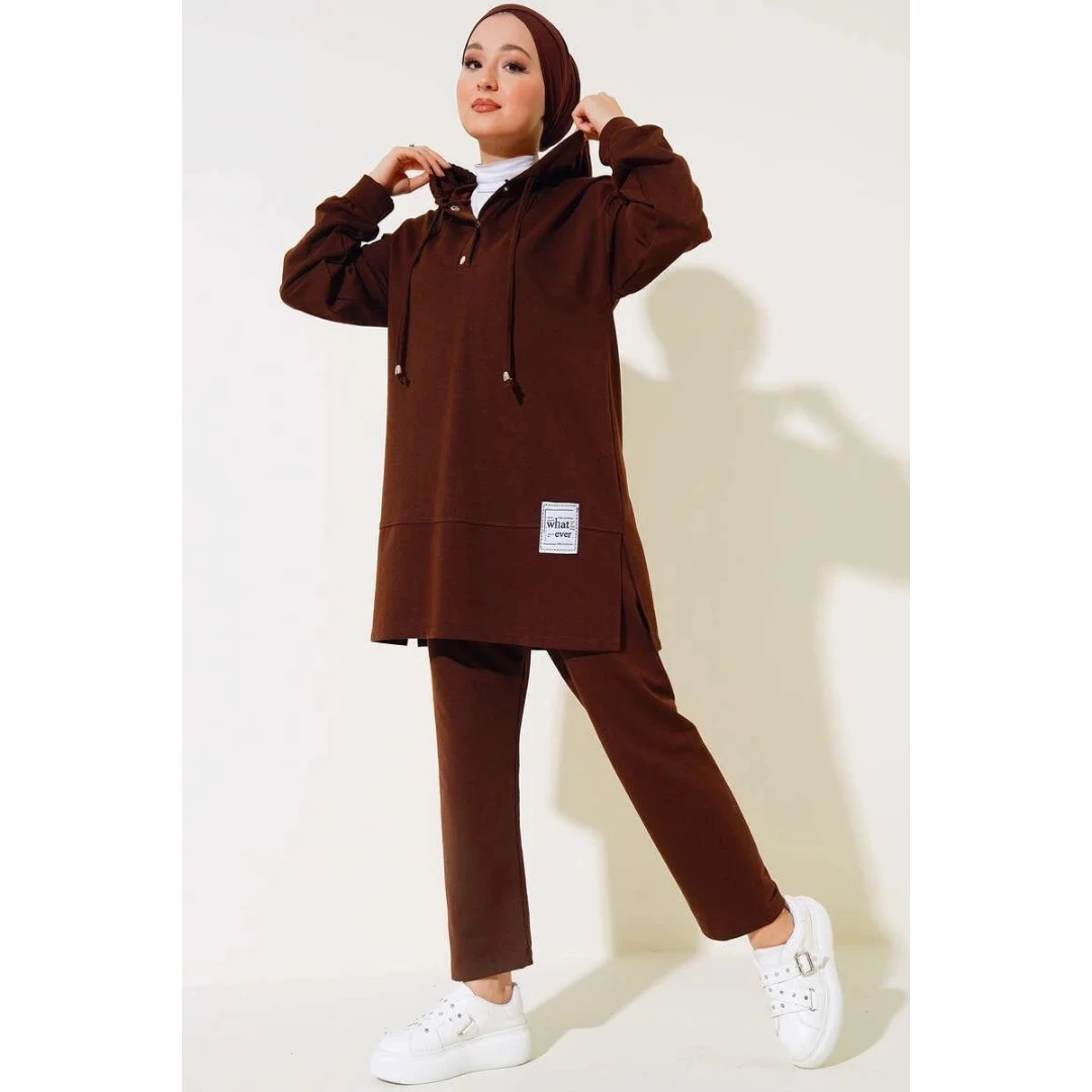 Женский зимний мусульманский костюм