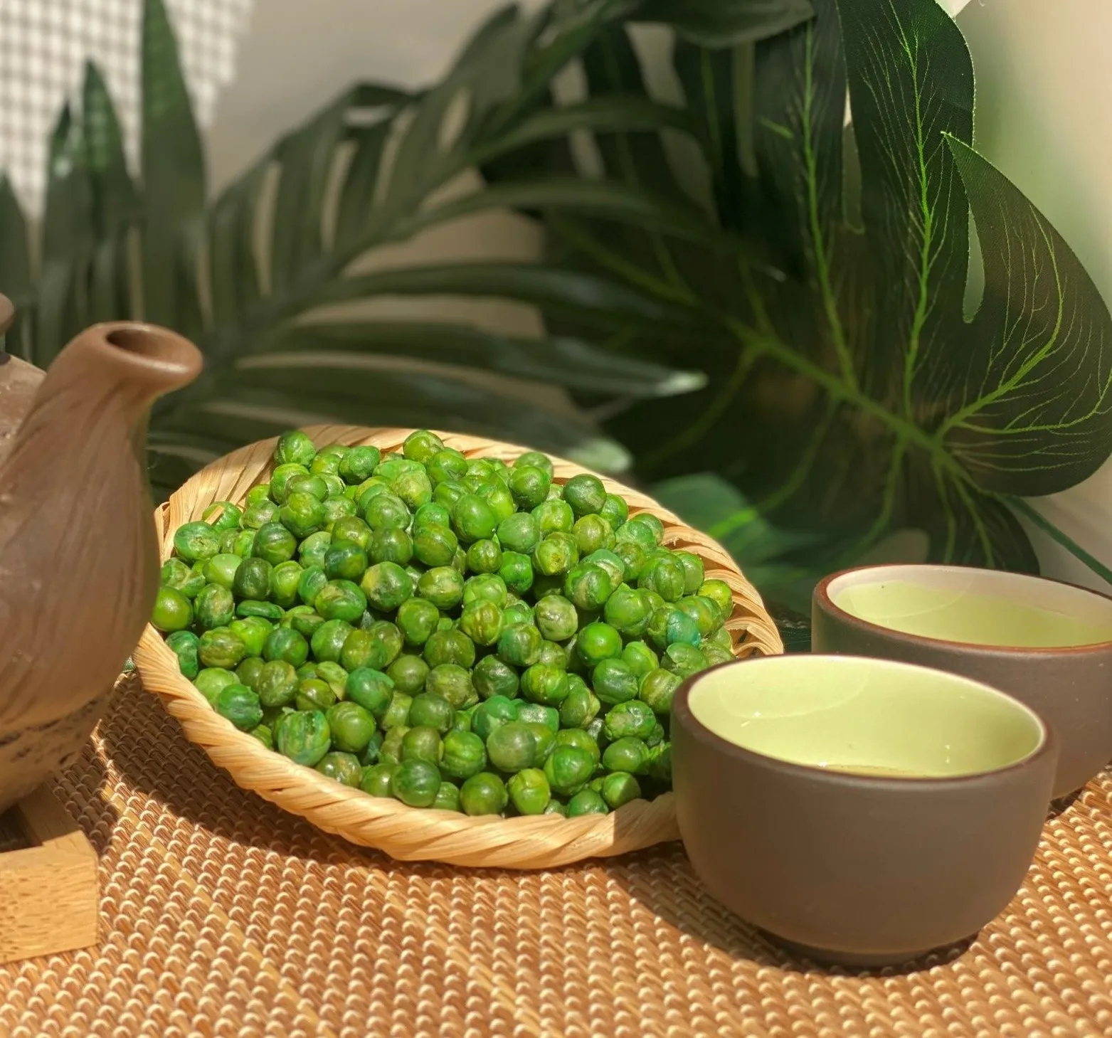 Crunchy Snacks Salt HACCP Peas High Quality Thanh Long Confect Delicious Flavor Certificates Carton Box From Vietnam Manufacture