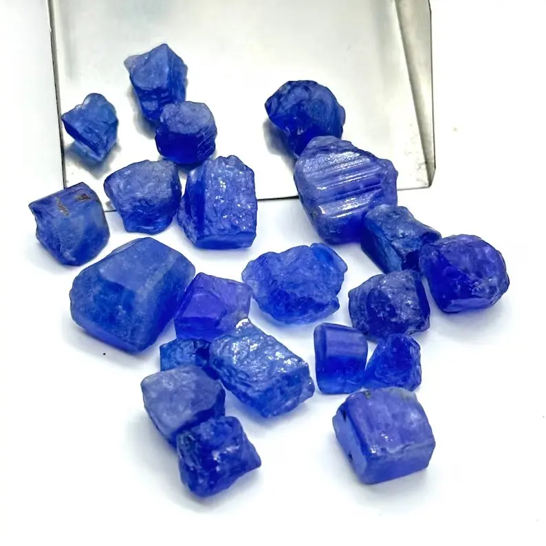Blue Tanzanite Rough Gemstones, Raw Crystal Tanzanite Beads, Rough Loose Crystal Tanzanite Gemstones Wholesale