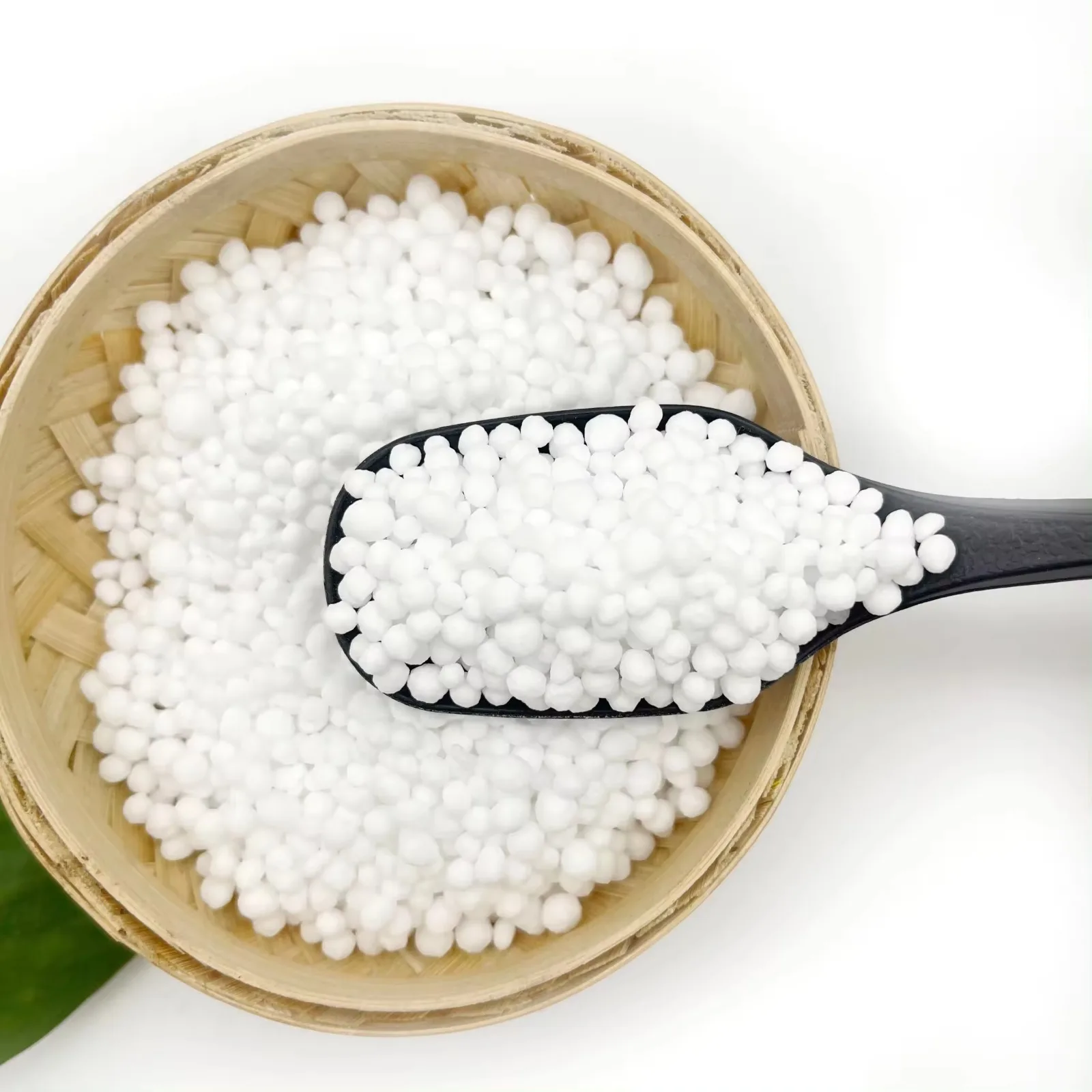 Purchase UREA FERTILIZER n46% Agricultural grade -Nitrogen Prilled Urea 46%N and Granular Urea 46% fertilizer for sell