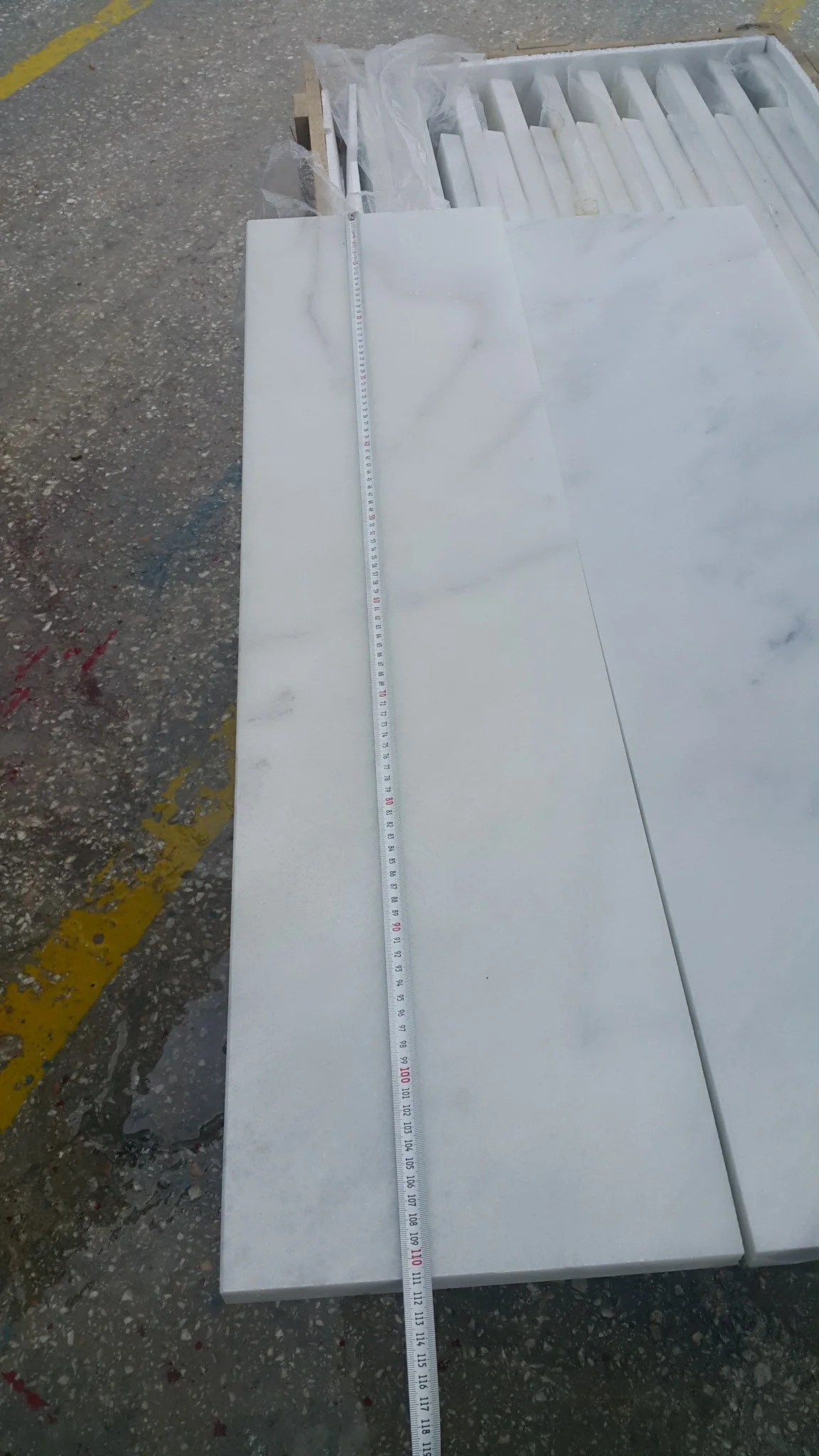 2025 Staircase White Marble Stone Stairs Matt Natural Stone Steps Stone Risers Honed Antique Finishing Possible Made in Turkey