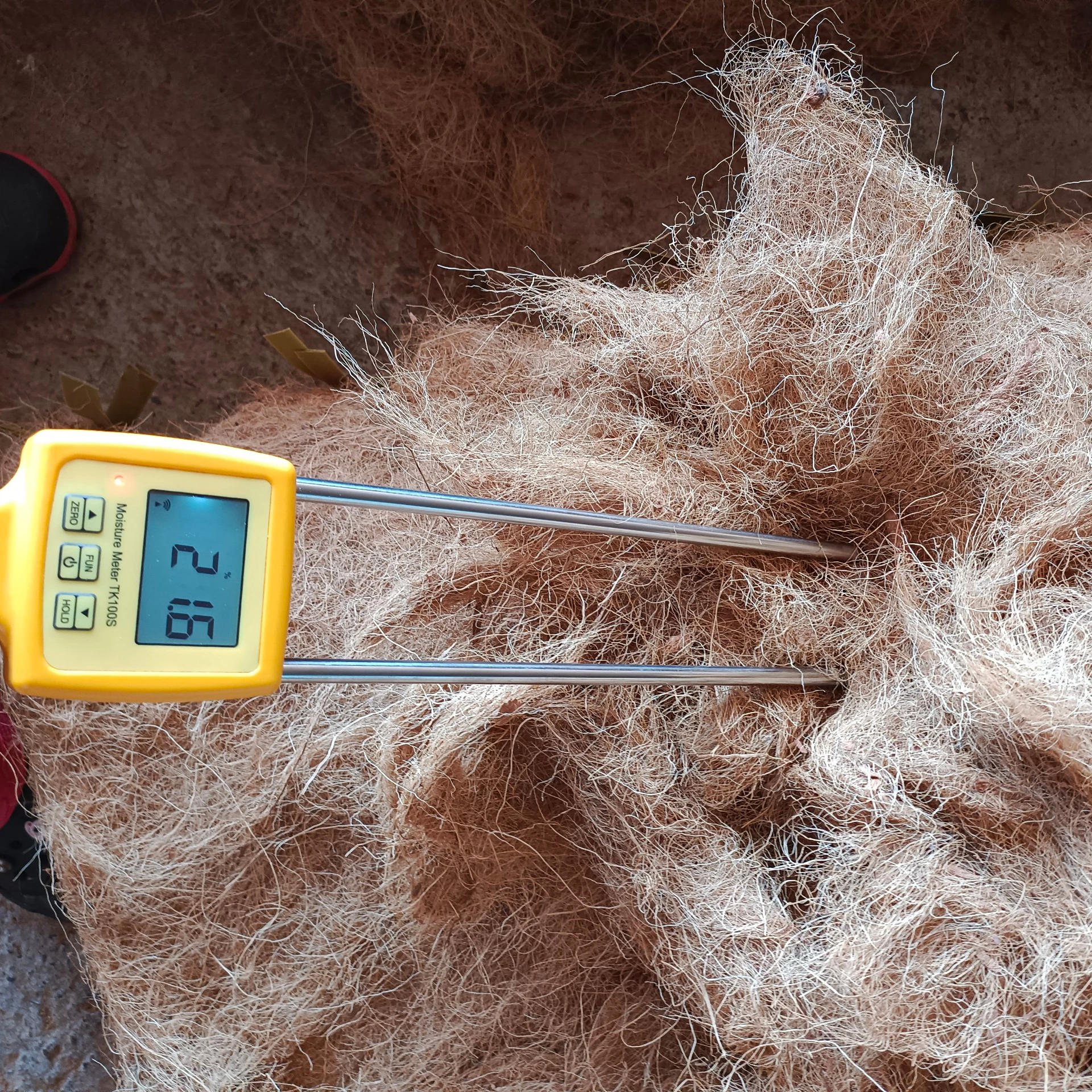TOP RATED ! 2022 Coconut Fiber 100% Natural Coconut Fiber for mattress production Brownish yellow made in Viet Nam 22% moisture