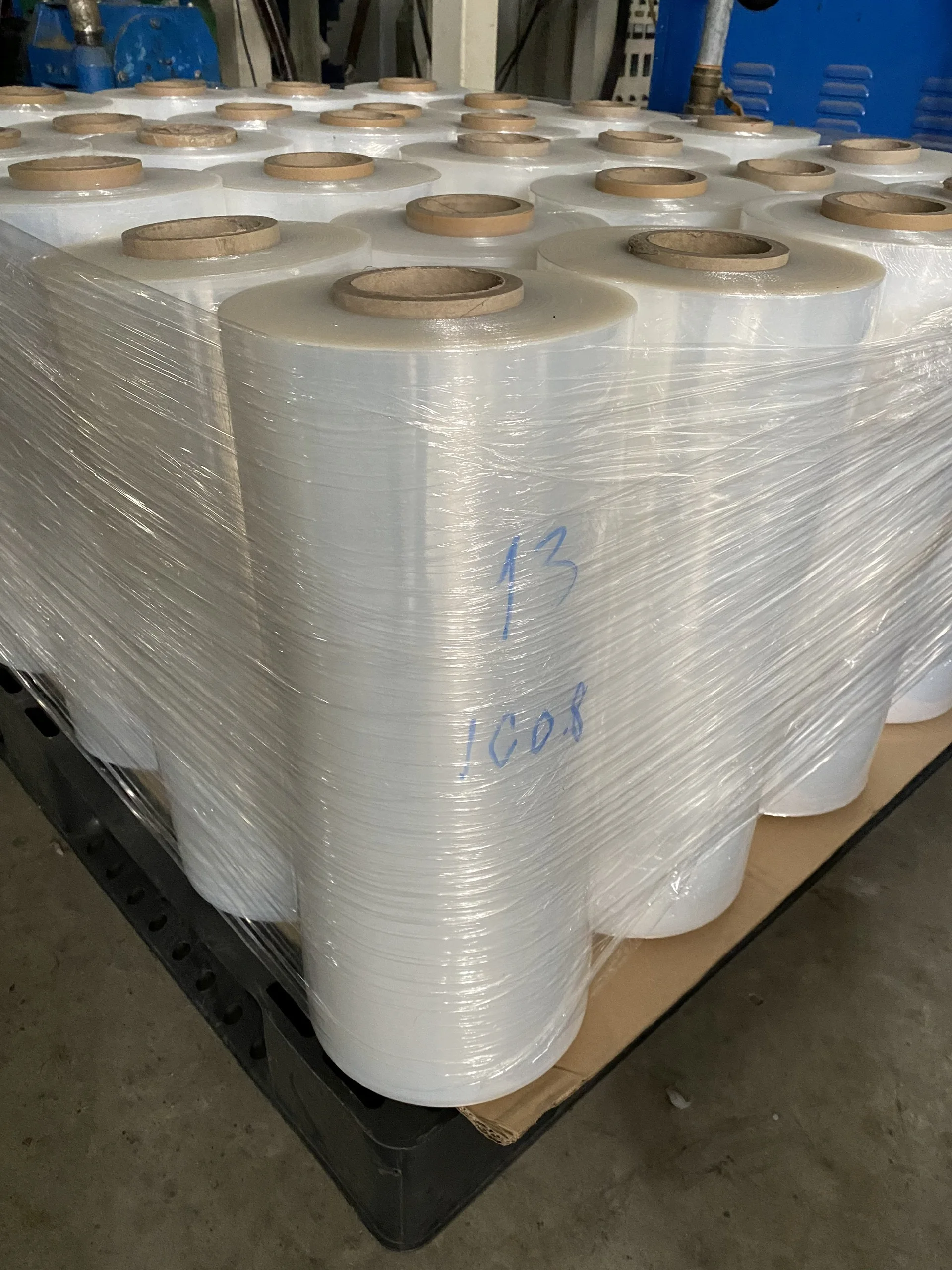 Jumbo Stretch Film Roll Lldpe Stretch Wrap Plastic Wrapping Material Film Stretch Film Roll High Quality